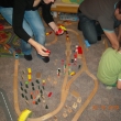 ...teta se strejdou poctiv� stav� nov�